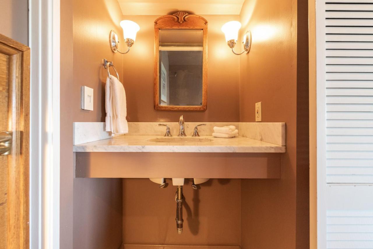 Seattle Gaslight Inn المظهر الخارجي الصورة